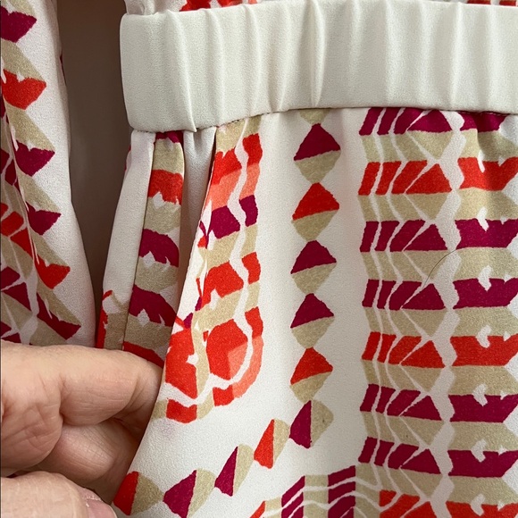 BCBGMaxAzria Pink and Cream Patterned Shorts Romper - Picture 8 of 16